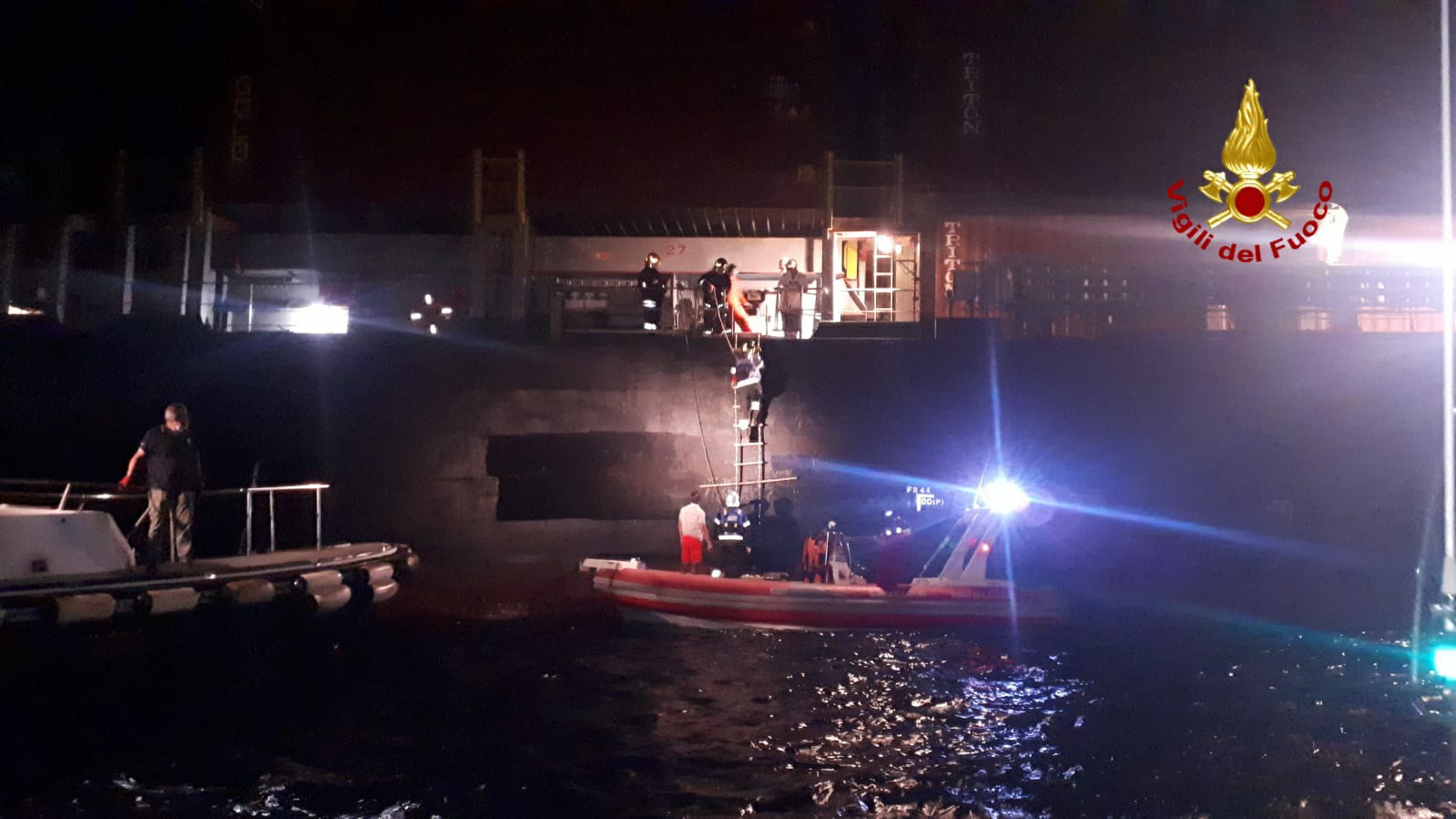 L’incendio a bordo della portacontainer Luebeck – Porto di Catania